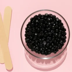 CERA EN PERLAS NEGRA EN BOLSA 1KG