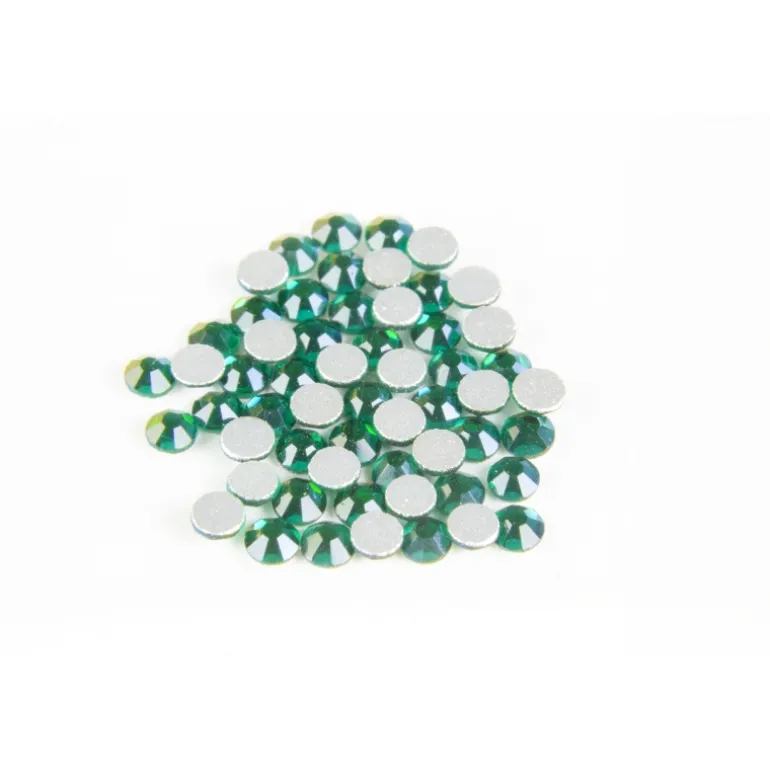 NAIL ART CRYSTALS. EMERALD S. 6 (50 U)